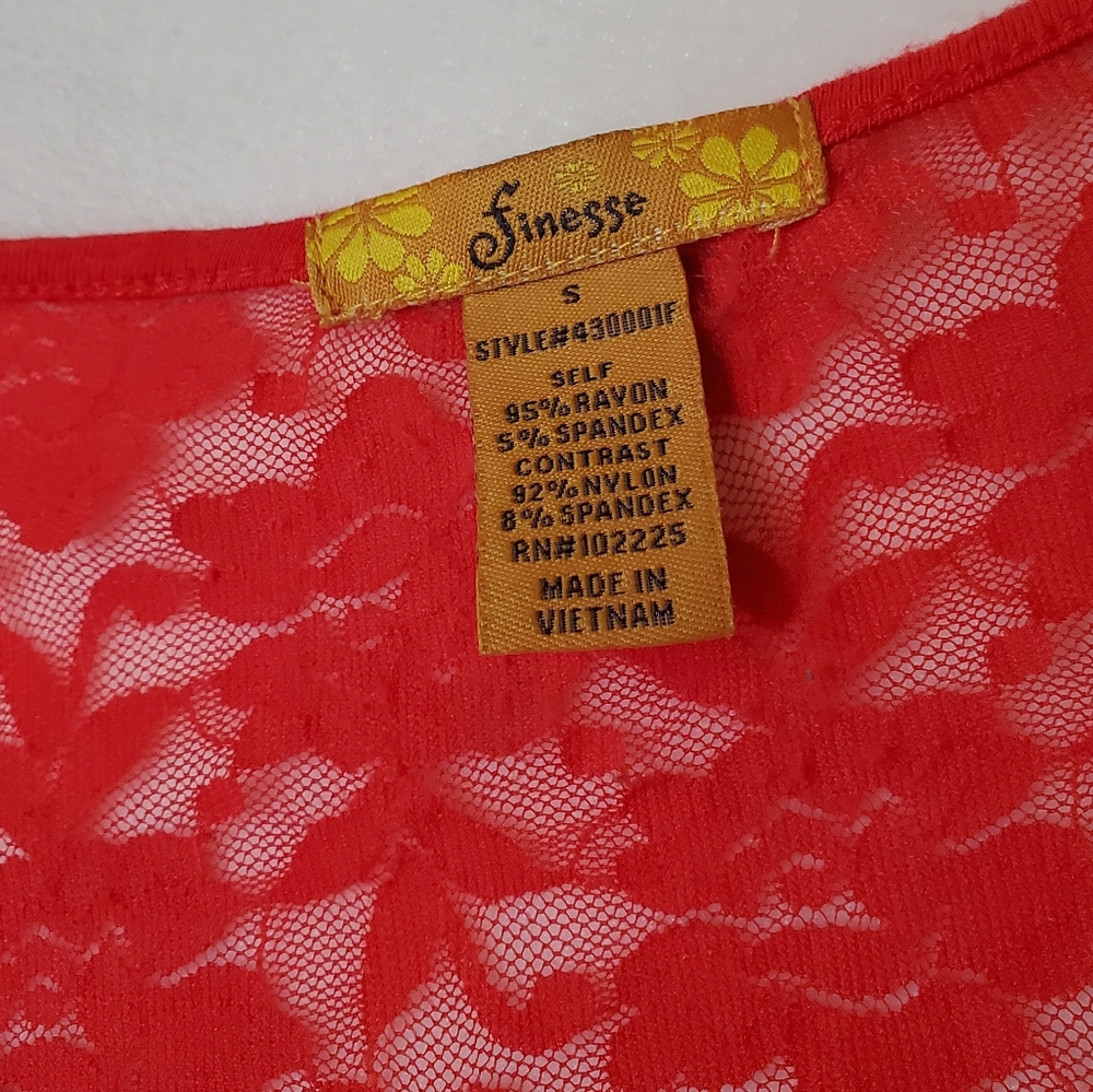 Finesse Top - Picture 4 of 4
